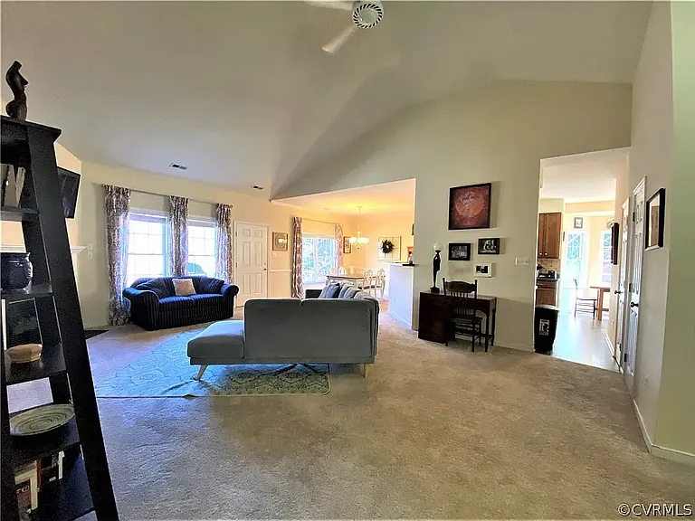 8700 Rockcrest Ct — Photo 2