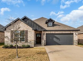 396 N Montague St, Pilot Pt, TX 76258