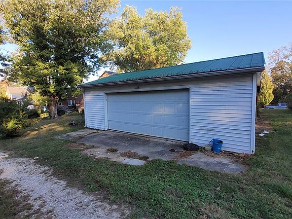 5th image of 915 Maupin Ave