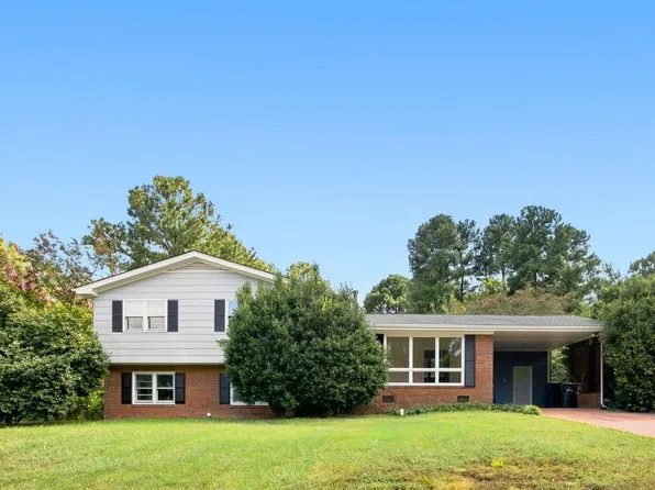 3512 Neptune Dr, Raleigh, NC 27604