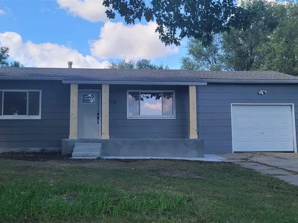 513 S Garfield St, Enterprise, KS 67441