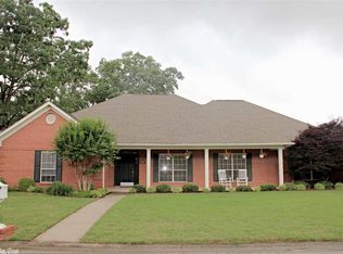 1855 Columbia Dr, Conway, AR 72034