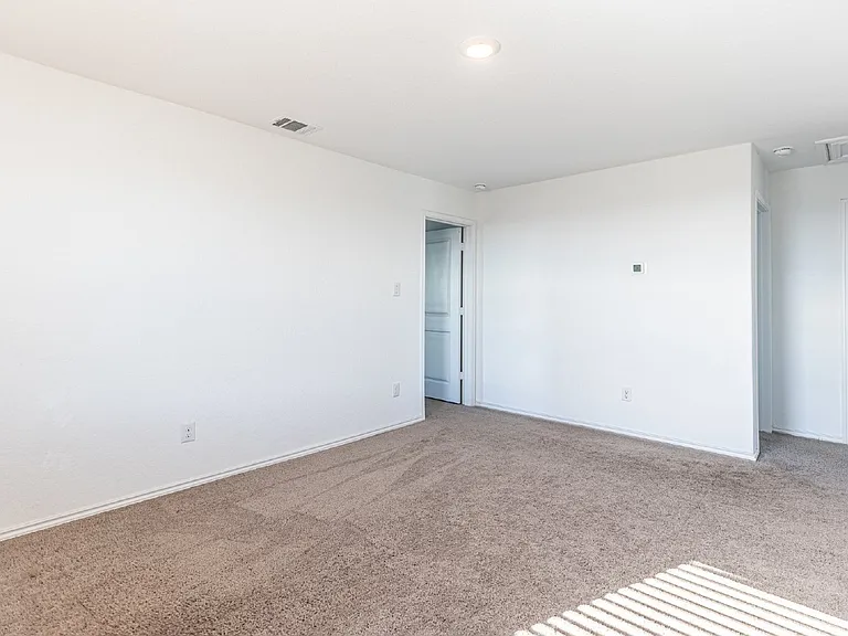 4310 Fluvial Cir — Photo 15