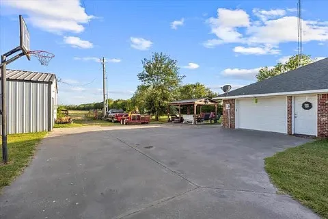 1969 County Road 3308 — Photo 19