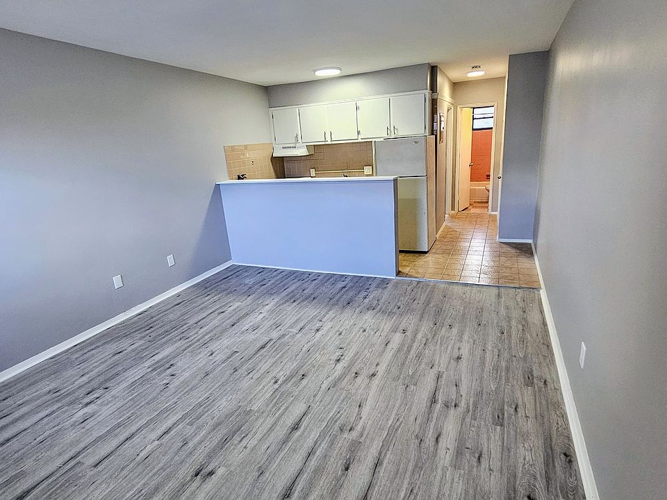 1st image of 449-451 Washington Ave #9