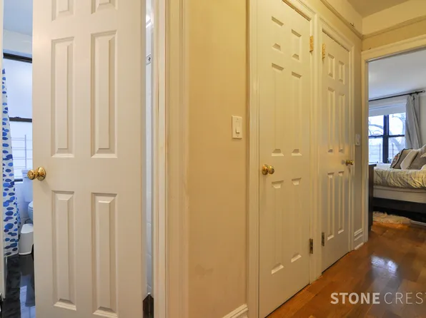 290 Riverside Drive image 7 of 16