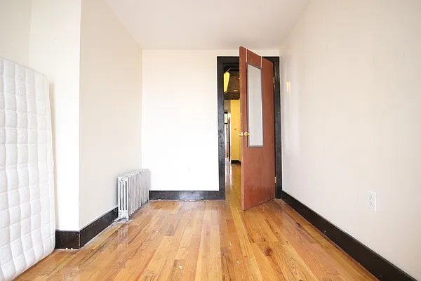 Rented by Nooklyn NYC LLC | media 5