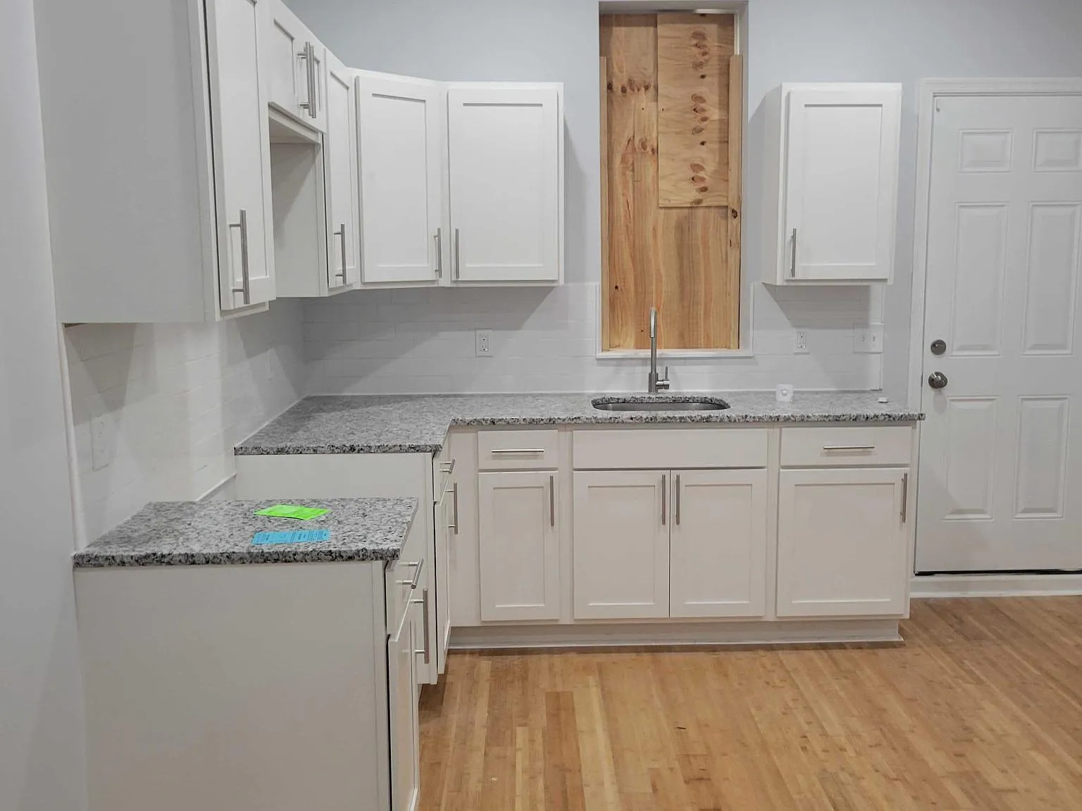 2 bed, 1.5 bath, $1,400 — Photo 2
