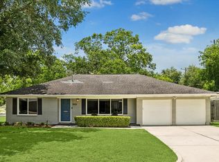 8510 Greenbush St, Houston, TX 77025