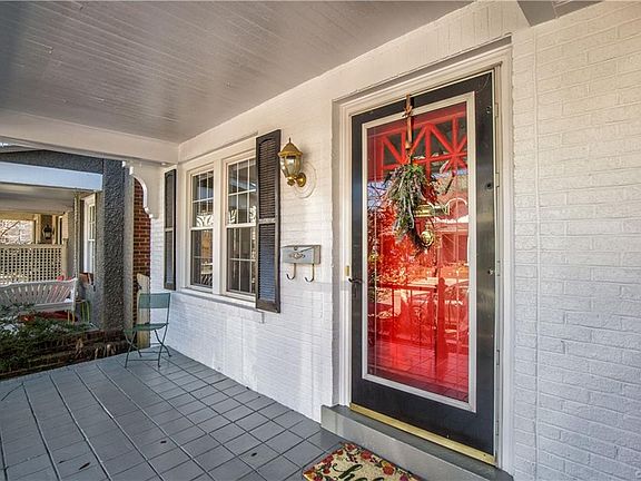 3rd image of 1805 Floyd Ave