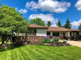 1100 Mazepa Trl, Parma, OH 44134