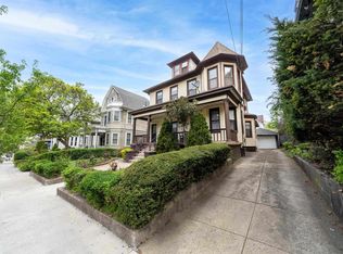 56 Clifton Ter, Weehawken, NJ 07086