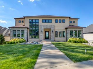 10500 Geist View Dr, McCordsville, IN 46055