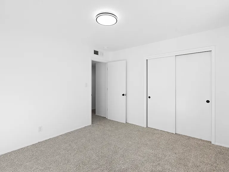 6321 Leslie Pl NE — Photo 19
