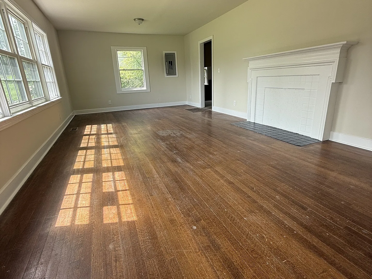 1212 Mims Street Southwest - 1 — Photo 2