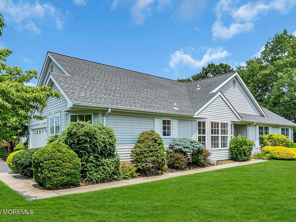 1st image of 39 Strawberry Lane