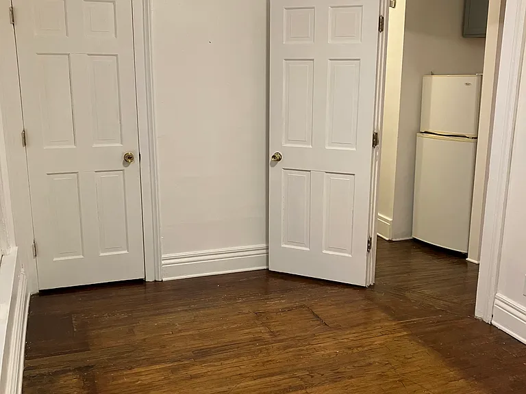 39 Plymouth Ave #3 — Photo 6