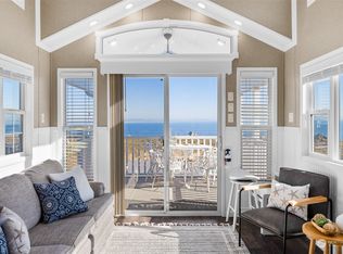 371 Three Crabs Rd, Sequim, WA 98382