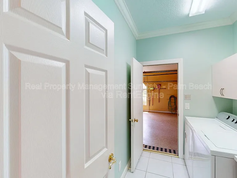 71 Cayman Pl — Photo 43