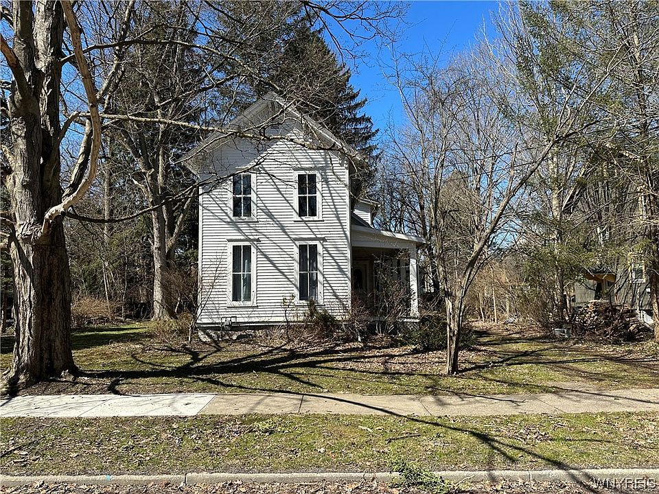 27 Walnut St, East Aurora, NY 14052 Zillow