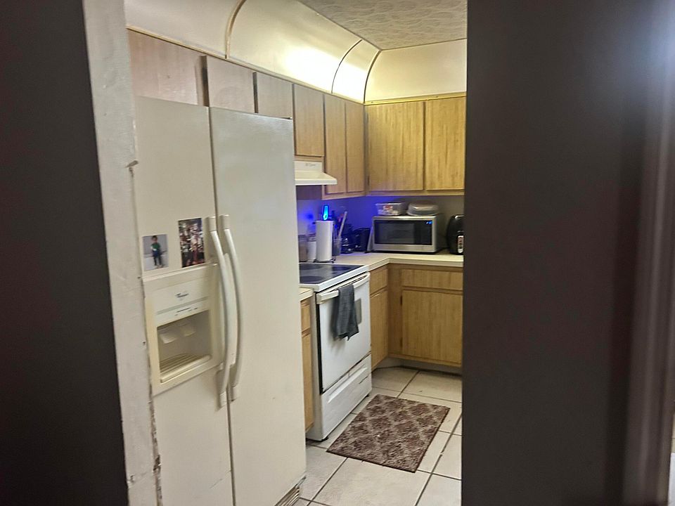 1st image of 1327 Peppertree Trail #C