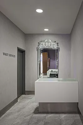 Rented by The Moinian Group | media 23