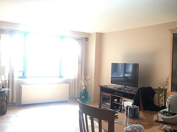 3rd image of 61-20 Grand Central Pkwy #1411