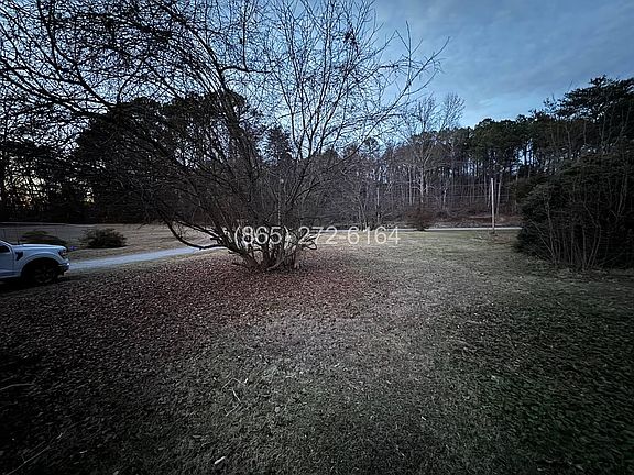 3rd image of 8413 Oak Ridge Hwy