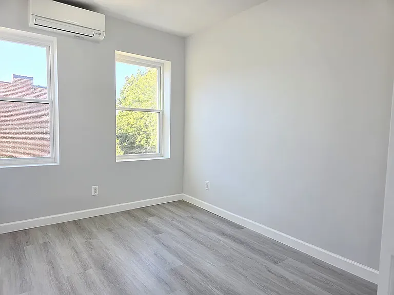 5022 5th Ave #2 — Photo 6