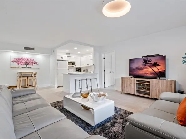 706 SE 2nd Avenue #335, Deerfield Beach, FL 33441