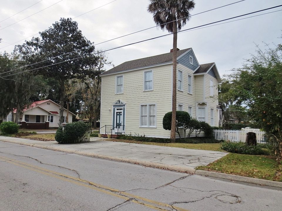 1st image of 456 SE Hernando Ave