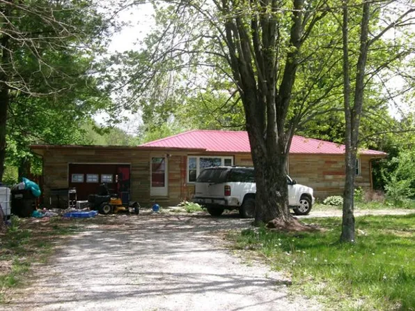 5484 N Old Michigan Rd, Osgood, IN 47037