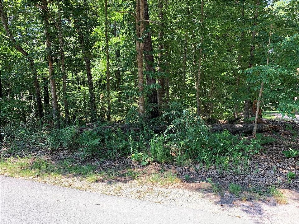 2nd image of Mansfield Dr