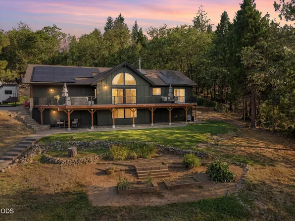 767 Jess Way, Grants Pass, OR 97526