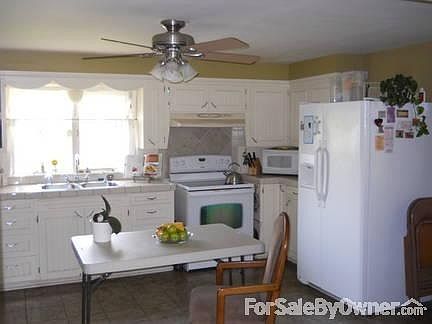Room to roam!
						:
						Large kitchen, appliances included. Walk-in pantry.