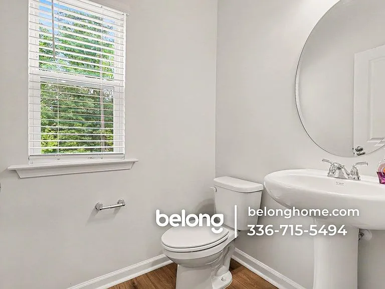 240 Chesapeake Commons St — Photo 5