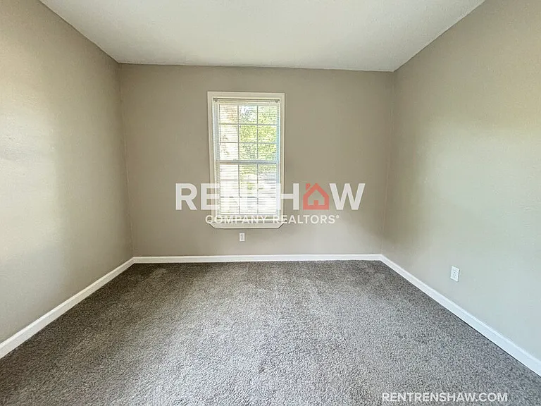 1272 Semmes St — Photo 22