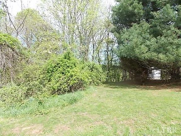 5th image of 3022 Hillview St