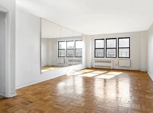 37-31 73rd St #8B, Jackson Heights, NY 11372