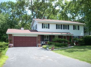 725 Braemar Rd, Flossmoor, IL 60422