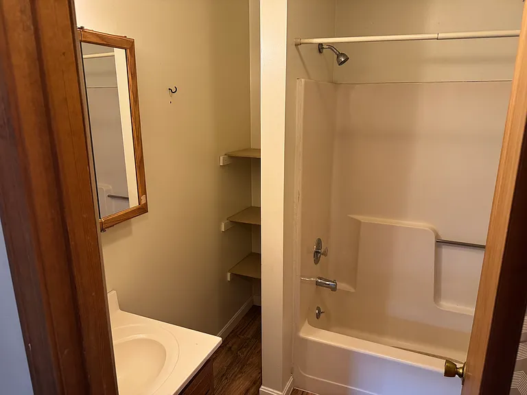 806 Old Claremont Rd #4 — Photo 5