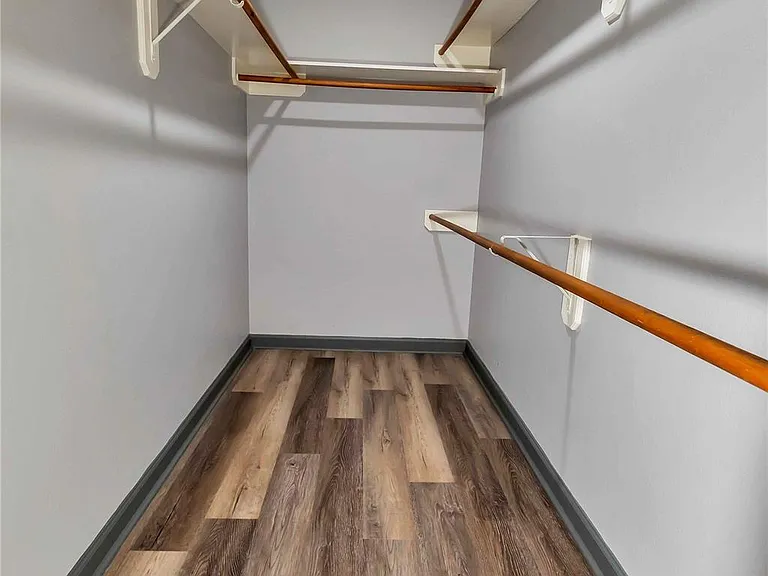 5216 Spring Branch Dr — Photo 12