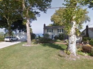 38467 Beachview Rd, Willoughby, OH 44094