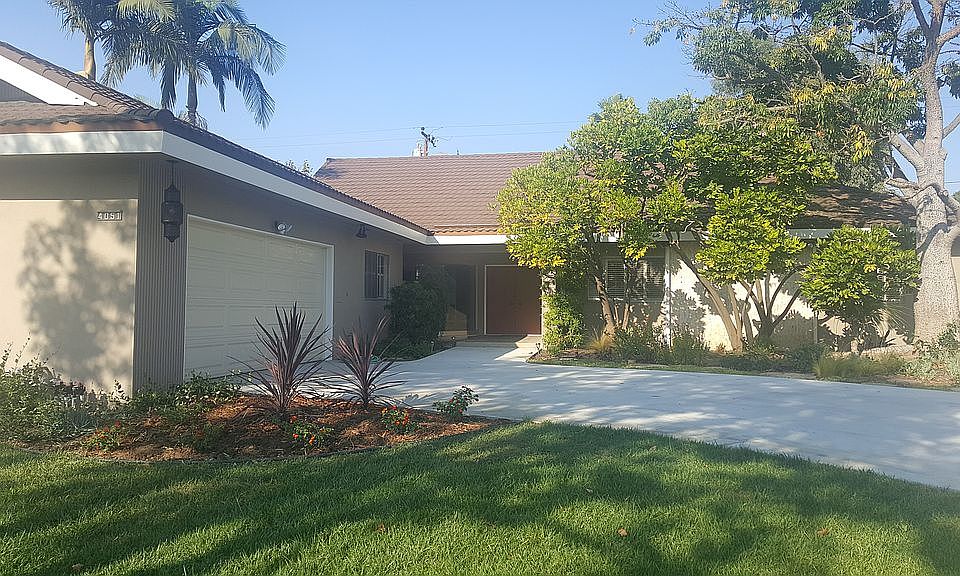 1st image of 4051 Country Club Dr