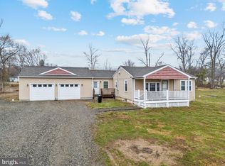 62 School Ln, Reading, PA 19606