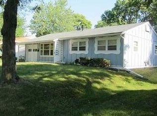 4640 Ford Ave NW, Cedar Rapids, IA 52405