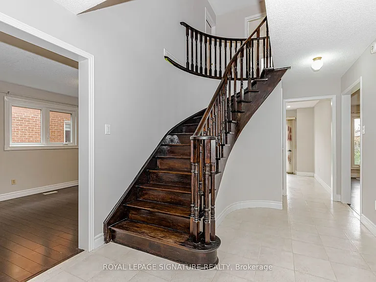 101 Hullrick Dr — Photo 7