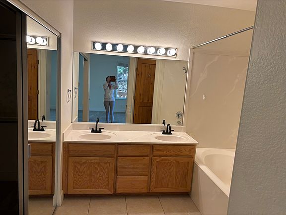 4th image of 8050 Gambel Dr