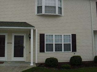 2136 I8 Flagstone Ct, Greenville, NC 27834