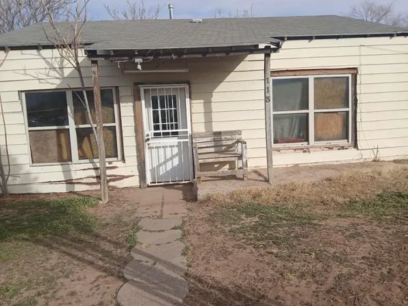 113 Maple St, Levelland, TX 79336